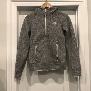 North Face zip up pull over. Size x-small